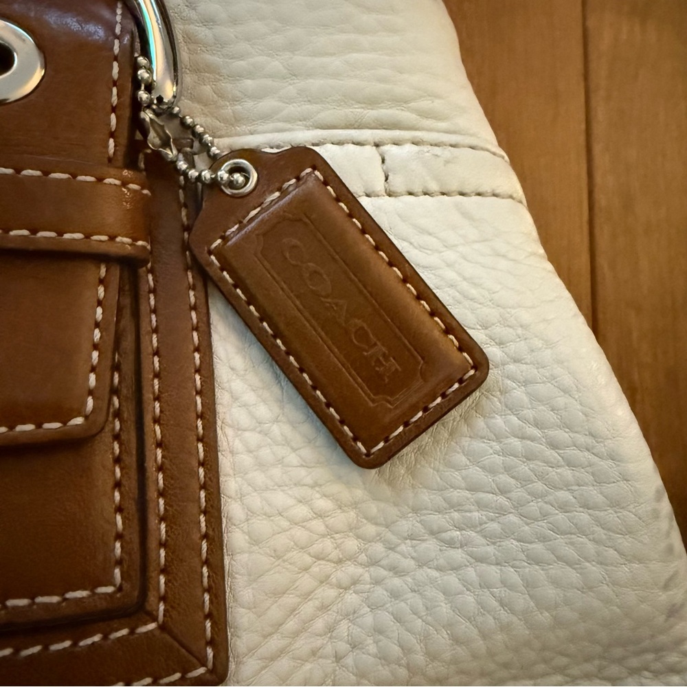 Vintage Y2K Coach Soho Pebbled Leather Small Hand Bag Cream Brown Purse F12302 - Picture 3 of 16